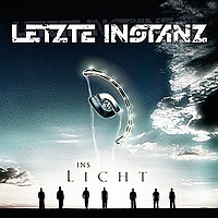 Ins Licht