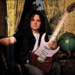 Vinnie Moore