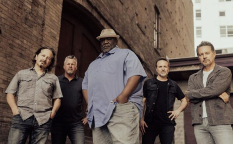 Altered Five Blues Band